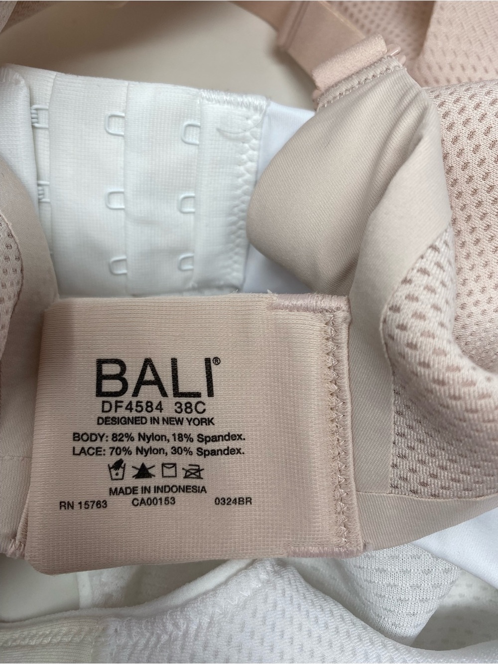 Bundle of 2 - Women’s Full Coverage Lace-Detail Underwire Bras Size 38C - Picture 6 of 8